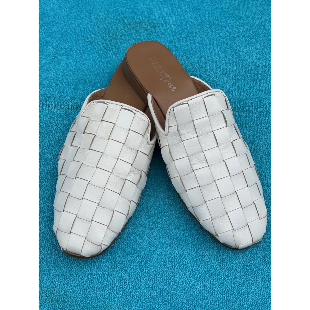Diba True Torie White Woven Leather Mules Flat Pointed Toe Slides 9